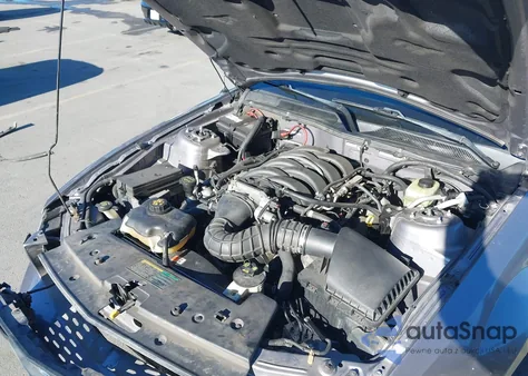 2006 Ford Mustang Gt z USA, uszkodzony, nr VIN 1ZVHT82H365115017